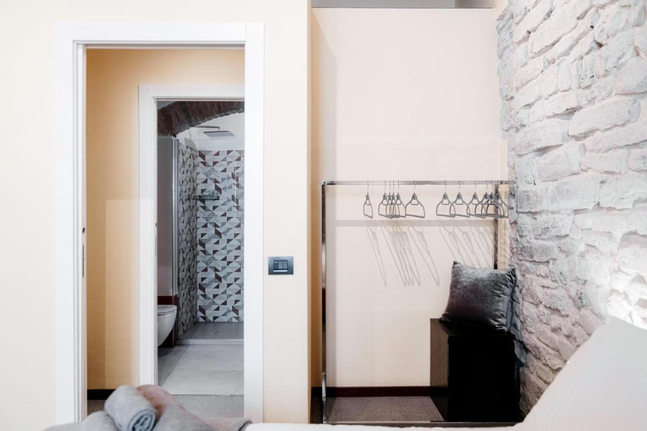 Historical Suites - The House Of Travelers Como Exterior foto