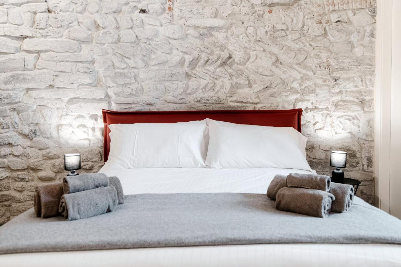 Historical Suites - The House Of Travelers Como Exterior foto