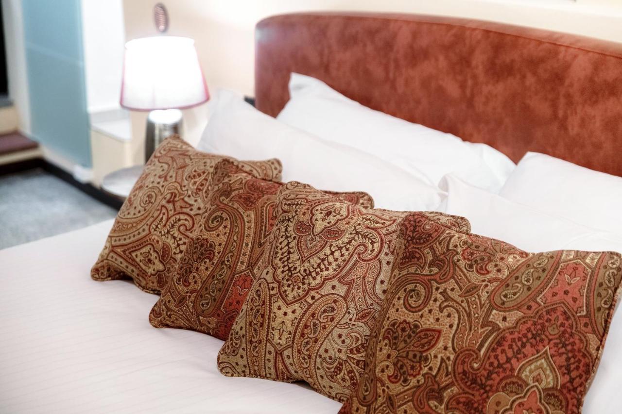 Historical Suites - The House Of Travelers Como Exterior foto