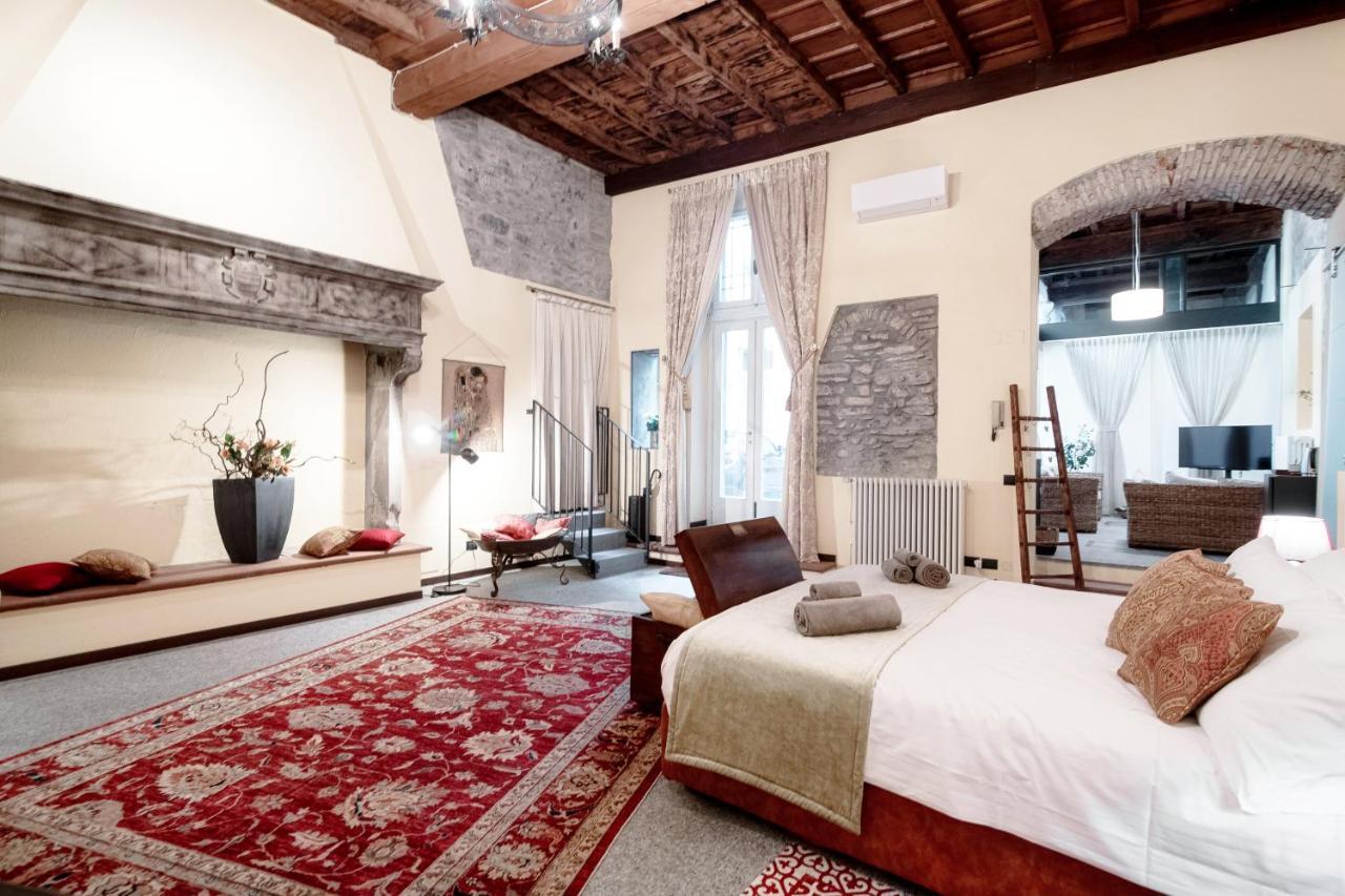 Historical Suites - The House Of Travelers Como Exterior foto